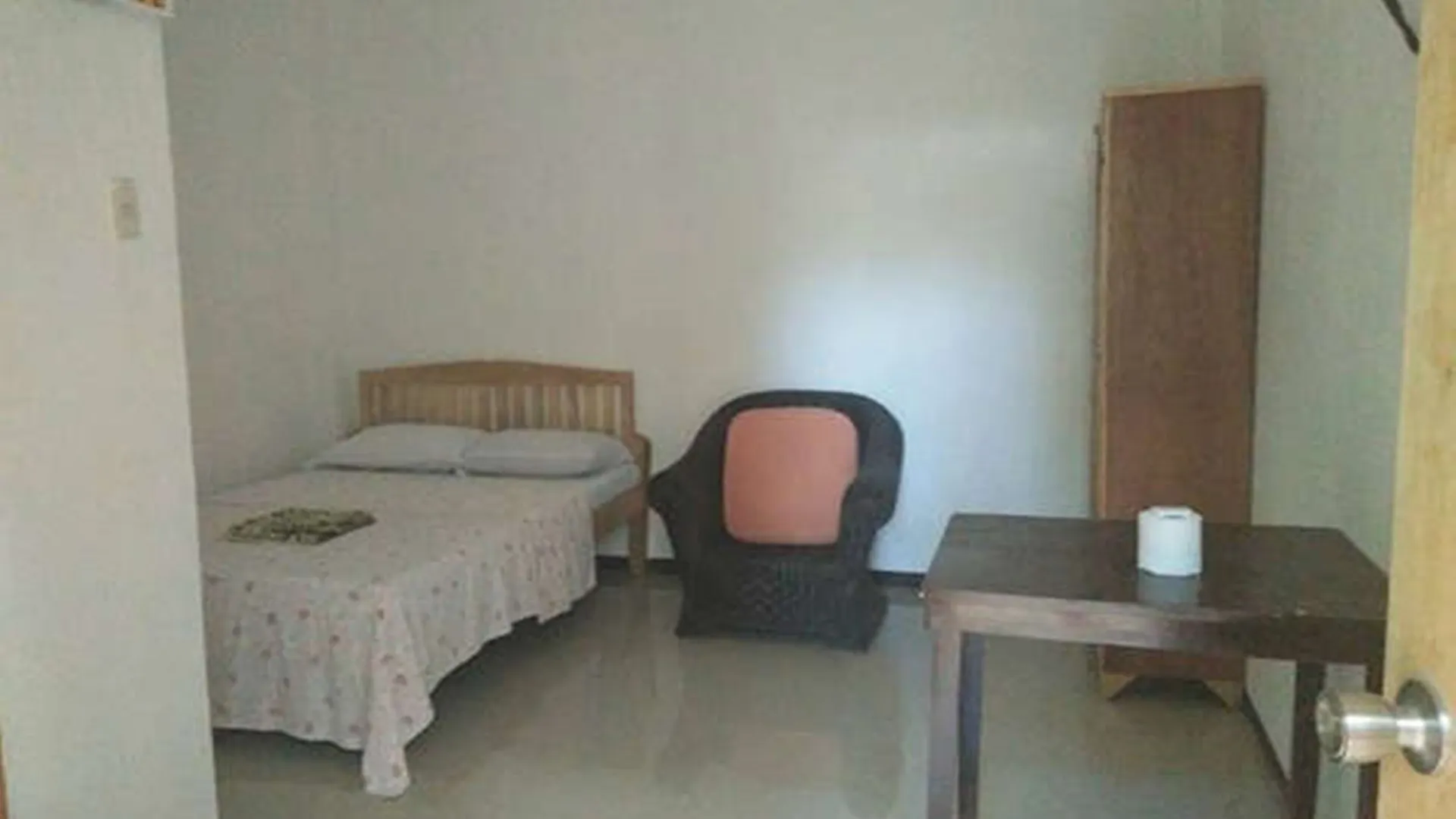 Miles Yce Bamboo House 호텔 팡라오 3*,  필리핀