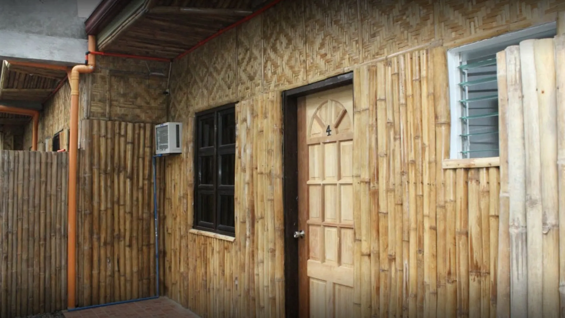 Miles Yce Bamboo House 호텔 팡라오 여관